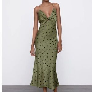 XS Zara Midi Green and Black Silk Dress. Worn Once.
